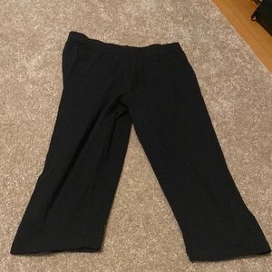 Zenana black cropped leggings